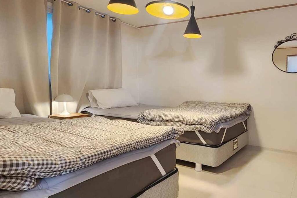 K-10 White Linen House อพาร์ทเม้น