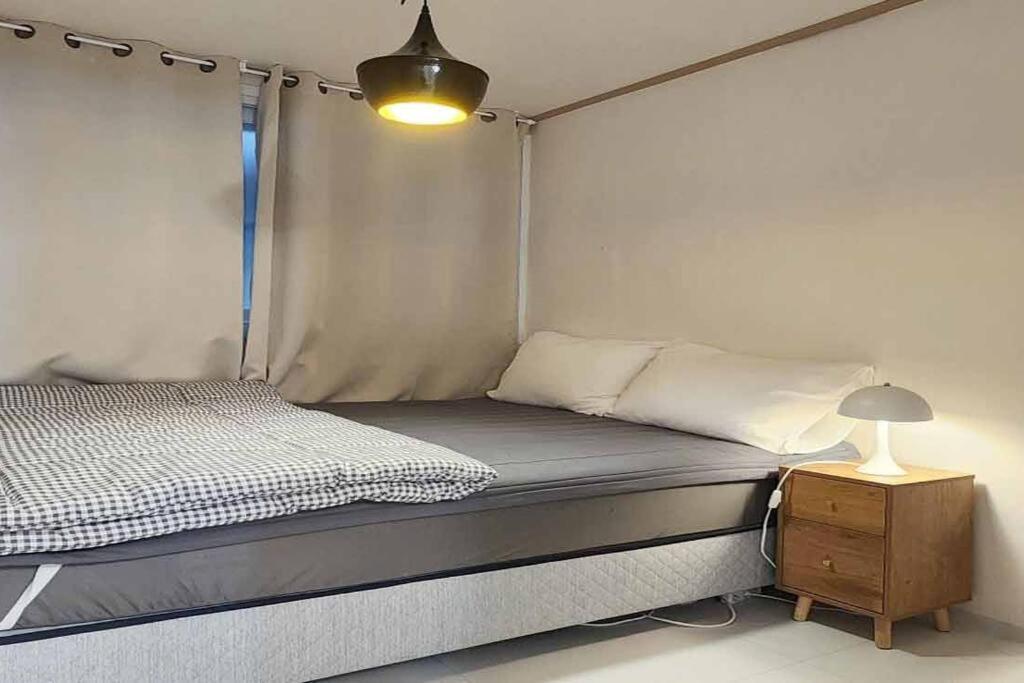 K-10 White Linen House อพาร์ทเม้น