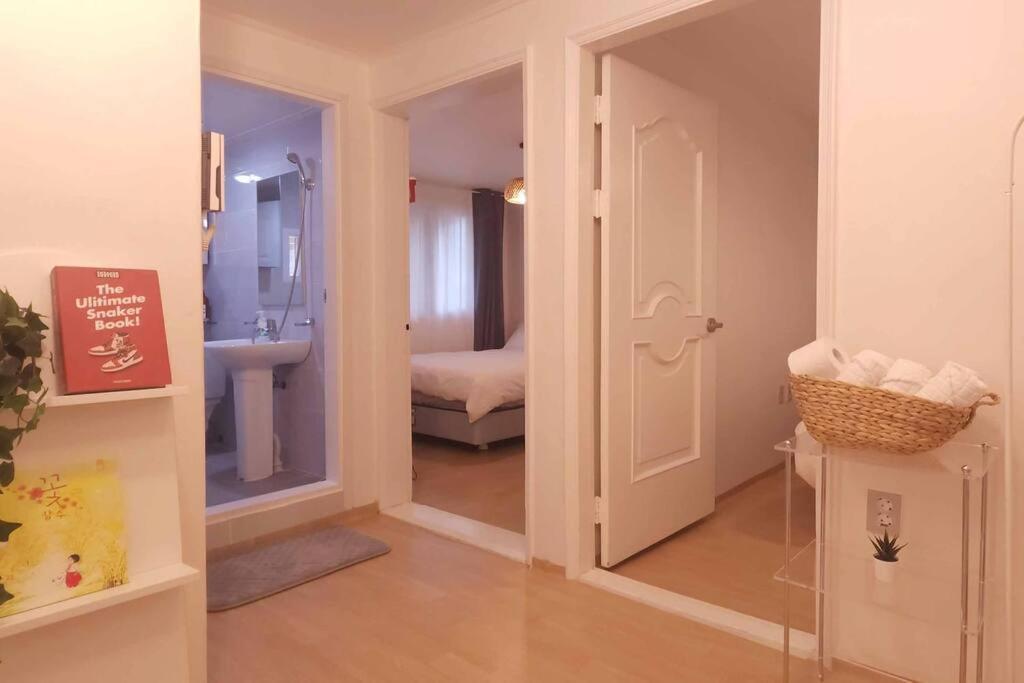 อพาร์ทเม้น K-10 White Linen House *