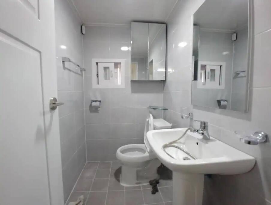 อพาร์ทเม้น K-10 White Linen House โซล