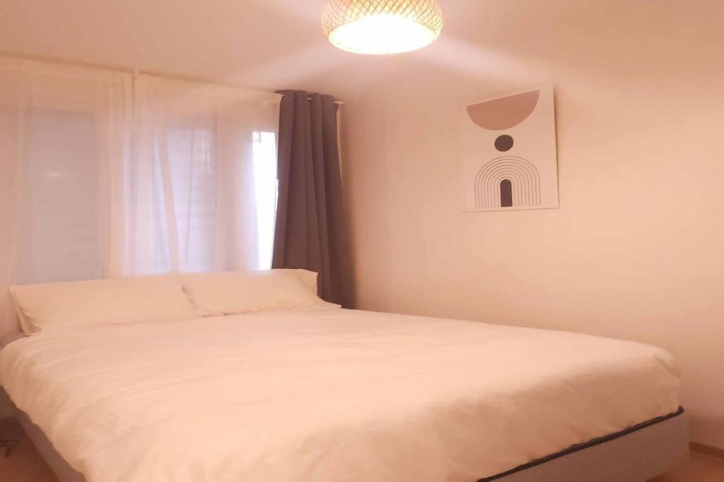 K-10 White Linen House โซล