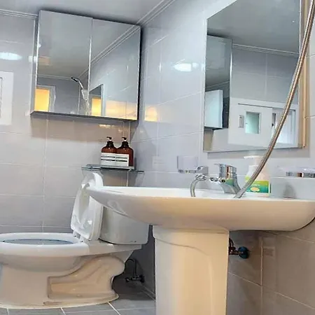 K-10 White Linen House Apartment Seoul Exterior photo